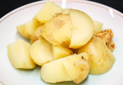 蒸しじゃがいも