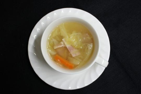 調理長の気まぐれキャベツスープ