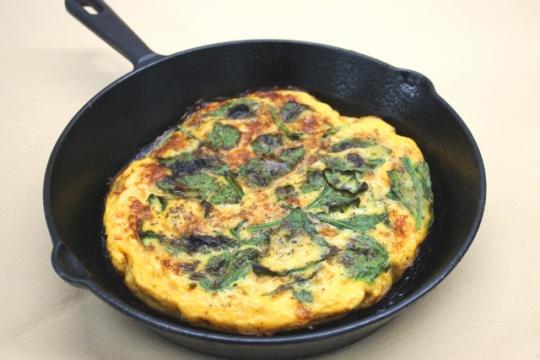 締めほうれん草のフリッタータ