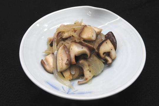 椎茸のバター炒め