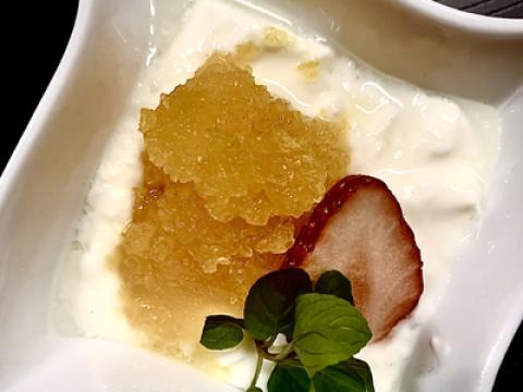 雪下にんじんジャムのヨーグルト