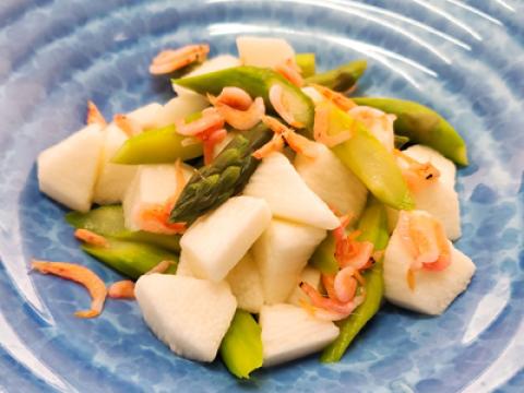 アスパラガスと長芋の漬物