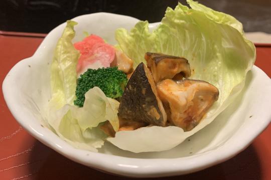 焼き椎茸のトマトクリーム和え